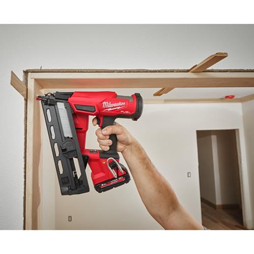 Milwaukee Nailer Kit (M18FFN Framing, M18FN16GA Finish, 5Ah, 2Ah)